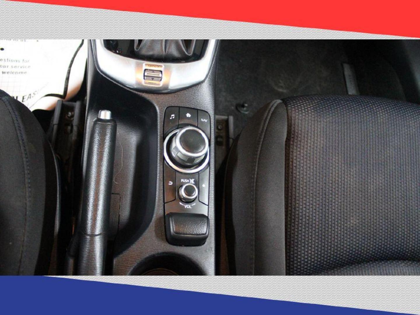 2019 Toyota Yaris L 6M (3MYDLBYV8KY) with an 1.5L L4 DOHC 16V engine, 6M transmission, located at 5170 N La Cholla Blvd, Tucson, AZ, 85705, (520) 989-0282, 32.228245, -111.011742 - 2019 Toyota Yaris - Photo#21