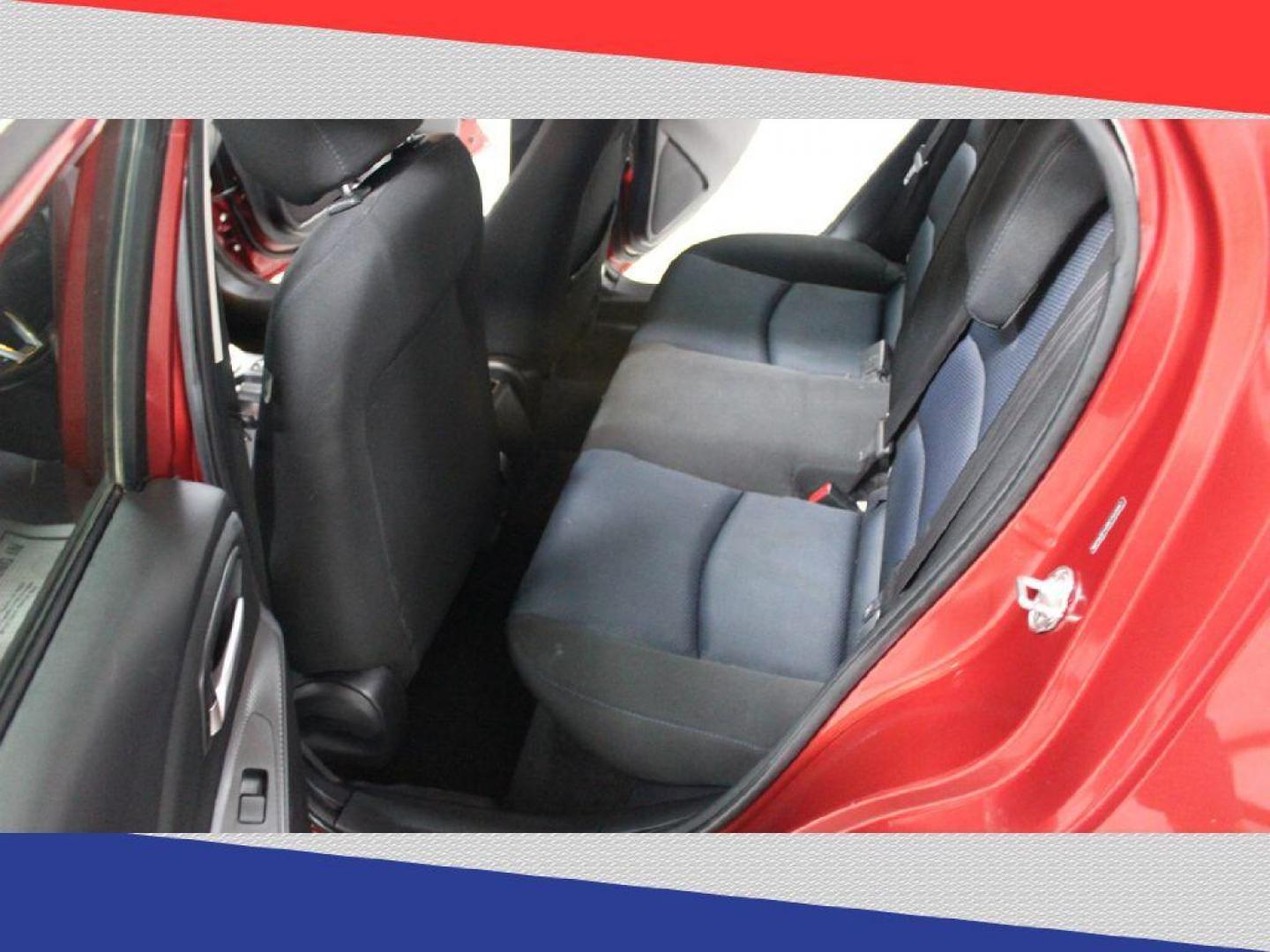2019 Toyota Yaris L 6M (3MYDLBYV8KY) with an 1.5L L4 DOHC 16V engine, 6M transmission, located at 5170 N La Cholla Blvd, Tucson, AZ, 85705, (520) 989-0282, 32.228245, -111.011742 - 2019 Toyota Yaris - Photo#22
