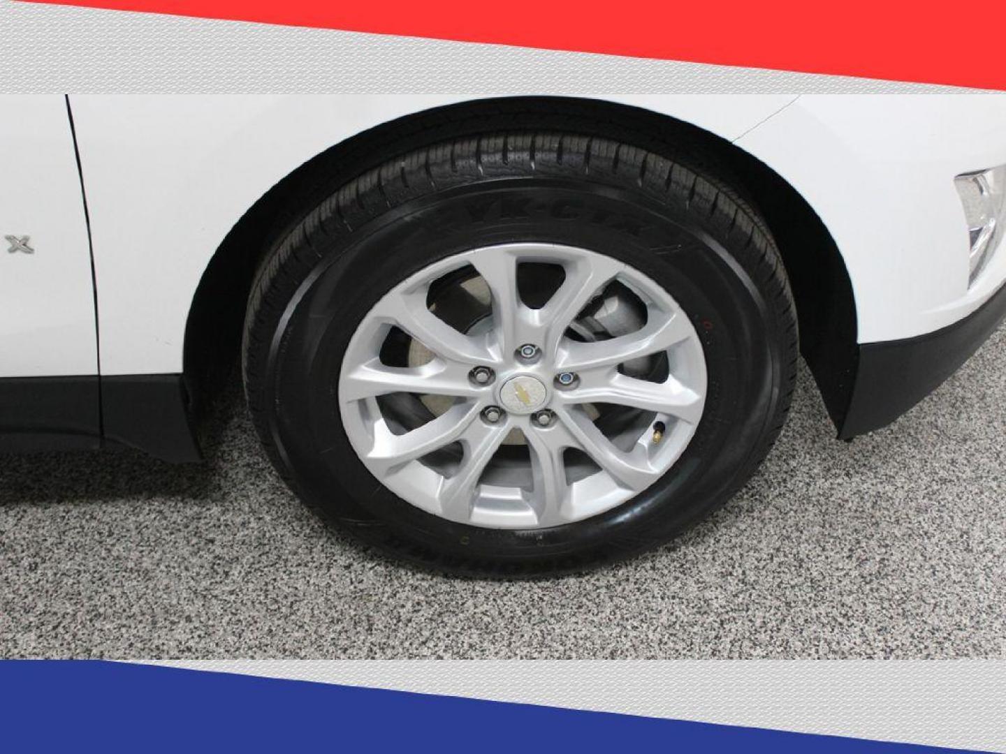 2019 Chevrolet Equinox LT 2WD (3GNAXKEV4KS) with an 1.5L L4 DIR DOHC 16V TURBO engine, 6A transmission, located at 5170 N La Cholla Blvd, Tucson, AZ, 85705, (520) 989-0282, 32.228245, -111.011742 - 2019 Chevrolet Equinox - Photo#33