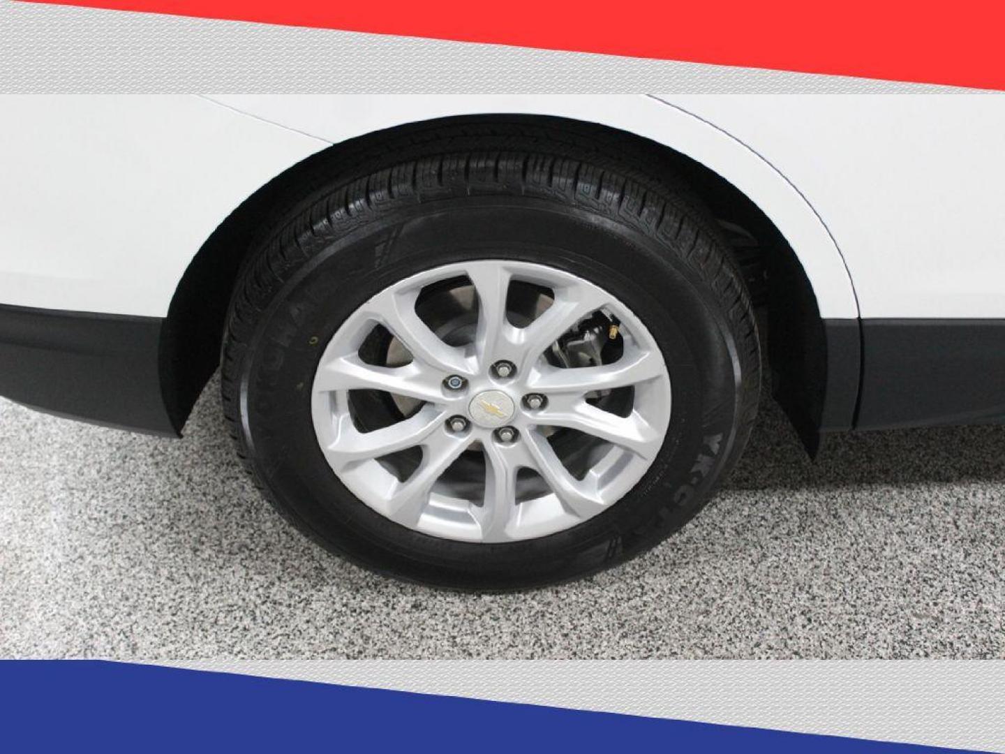 2019 Chevrolet Equinox LT 2WD (3GNAXKEV4KS) with an 1.5L L4 DIR DOHC 16V TURBO engine, 6A transmission, located at 5170 N La Cholla Blvd, Tucson, AZ, 85705, (520) 989-0282, 32.228245, -111.011742 - 2019 Chevrolet Equinox - Photo#34