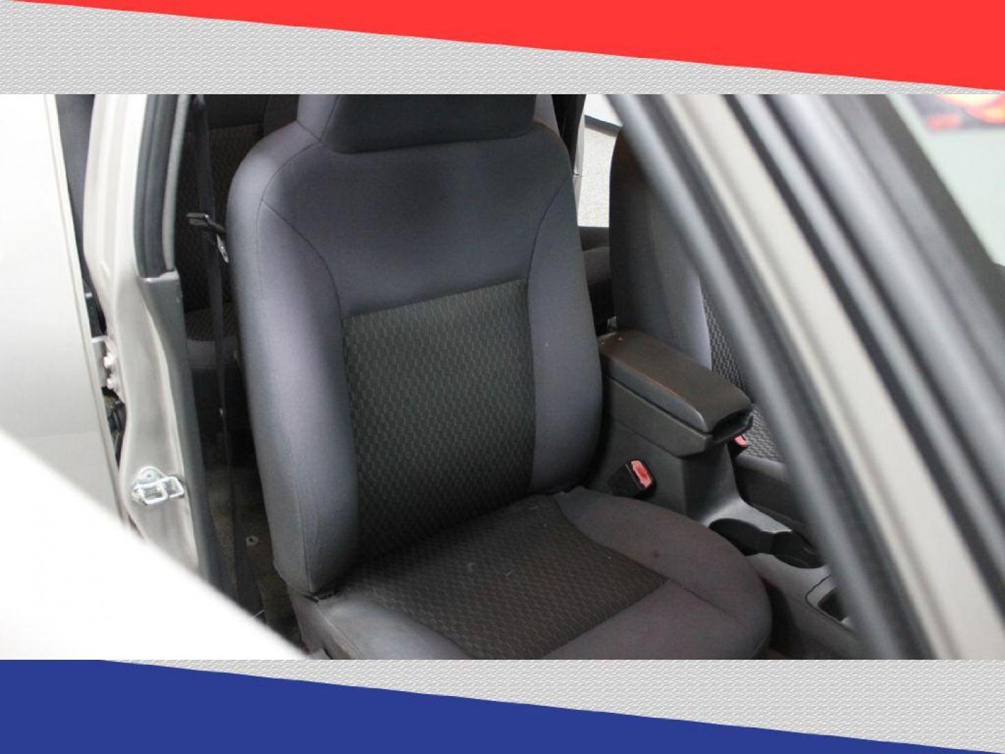 2006 Chevrolet Colorado LT1 Crew Cab 2WD (1GCDS136668) with an 3.5L L5 DOHC 20V engine, 4-Speed Automatic Overdrive transmission, located at 5170 N La Cholla Blvd, Tucson, AZ, 85705, (520) 989-0282, 32.228245, -111.011742 - 2006 Chevrolet Colorado - Photo#26