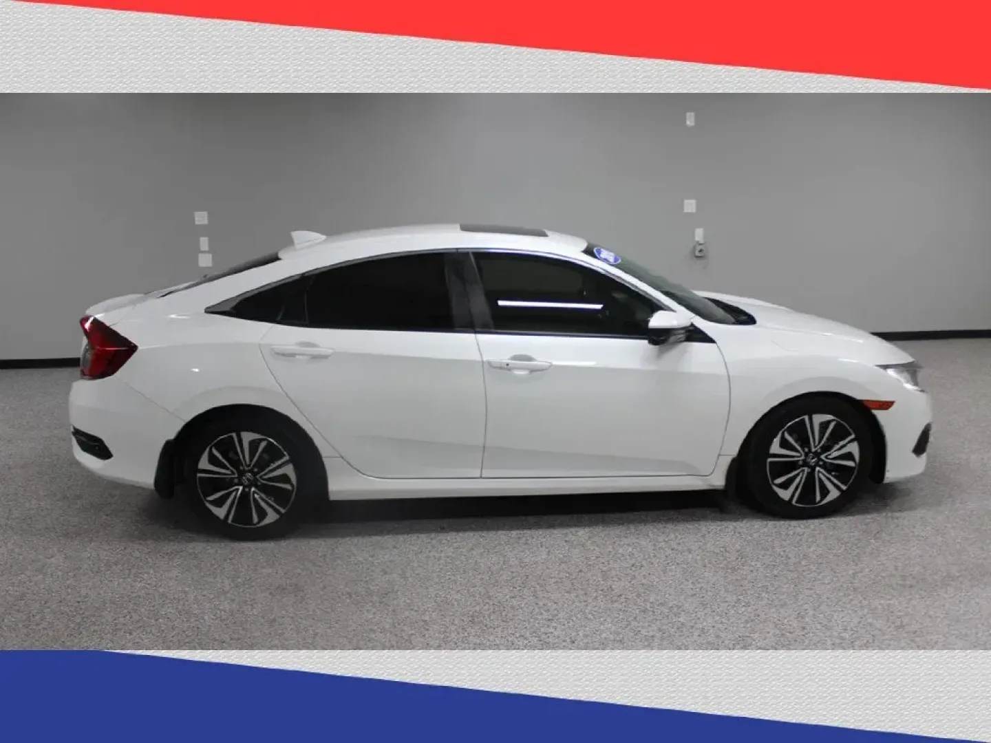 2018 Honda Civic EX-TL Sedan CVT (JHMFC1F70JX) with an 1.5L L4 DOHC 16V TURBO engine, CVT transmission, located at 5170 N La Cholla Blvd, Tucson, AZ, 85705, (520) 989-0282, 32.228245, -111.011742 - 2018 Honda Civic - Photo#1