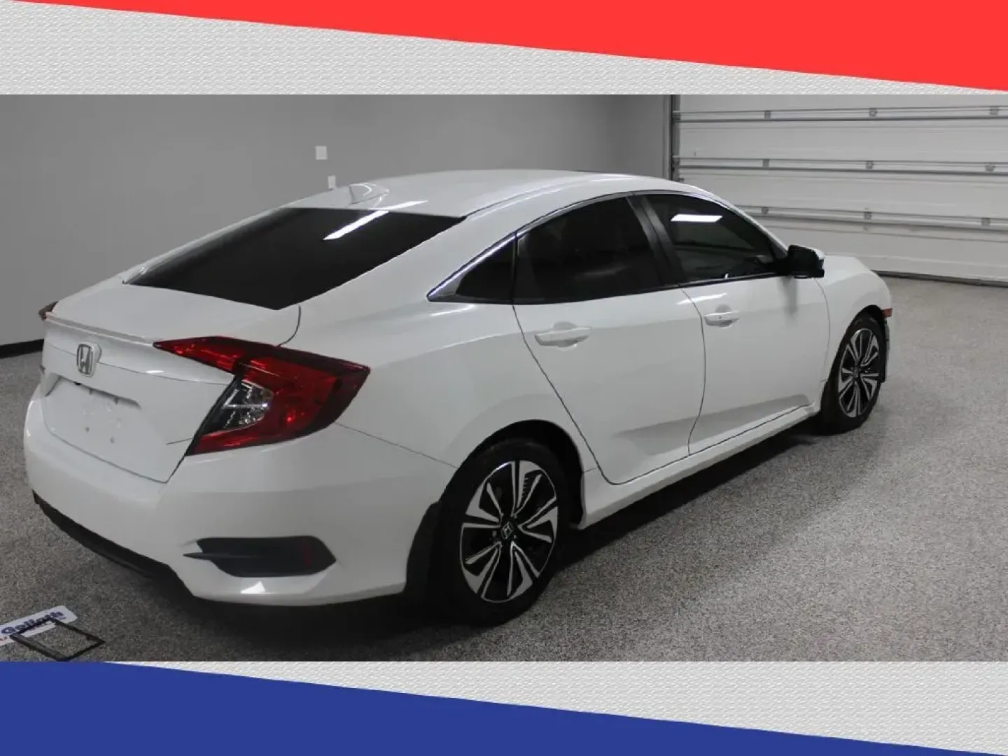 2018 Honda Civic EX-TL Sedan CVT (JHMFC1F70JX) with an 1.5L L4 DOHC 16V TURBO engine, CVT transmission, located at 5170 N La Cholla Blvd, Tucson, AZ, 85705, (520) 989-0282, 32.228245, -111.011742 - 2018 Honda Civic - Photo#2