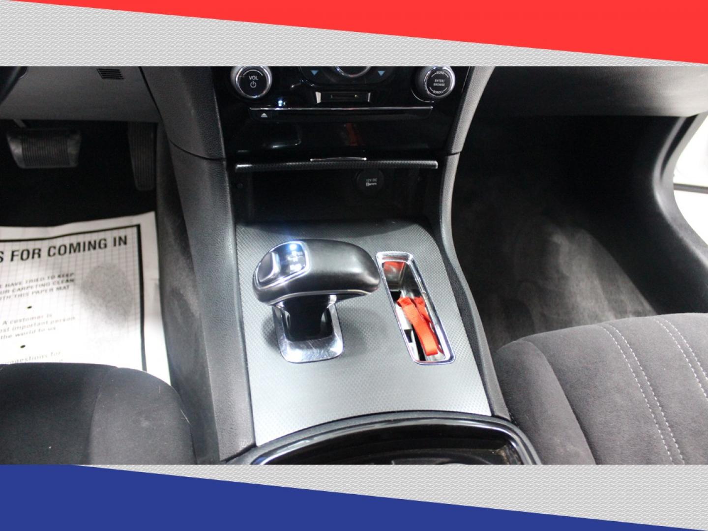 2015 Chrysler 200 S (1C3CCCBG2FN) with an 3.6L V6 DOHC 24V FFV engine, 9-Speed Automatic transmission, located at 5170 N La Cholla Blvd, Tucson, AZ, 85705, (520) 989-0282, 32.228245, -111.011742 - 2015 Chrysler 200 - Photo#20