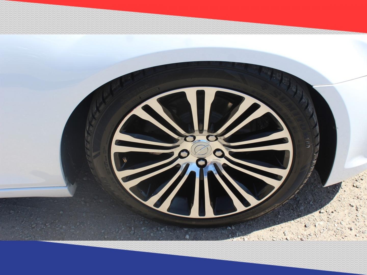 2015 Chrysler 200 S (1C3CCCBG2FN) with an 3.6L V6 DOHC 24V FFV engine, 9-Speed Automatic transmission, located at 5170 N La Cholla Blvd, Tucson, AZ, 85705, (520) 989-0282, 32.228245, -111.011742 - 2015 Chrysler 200 - Photo#36