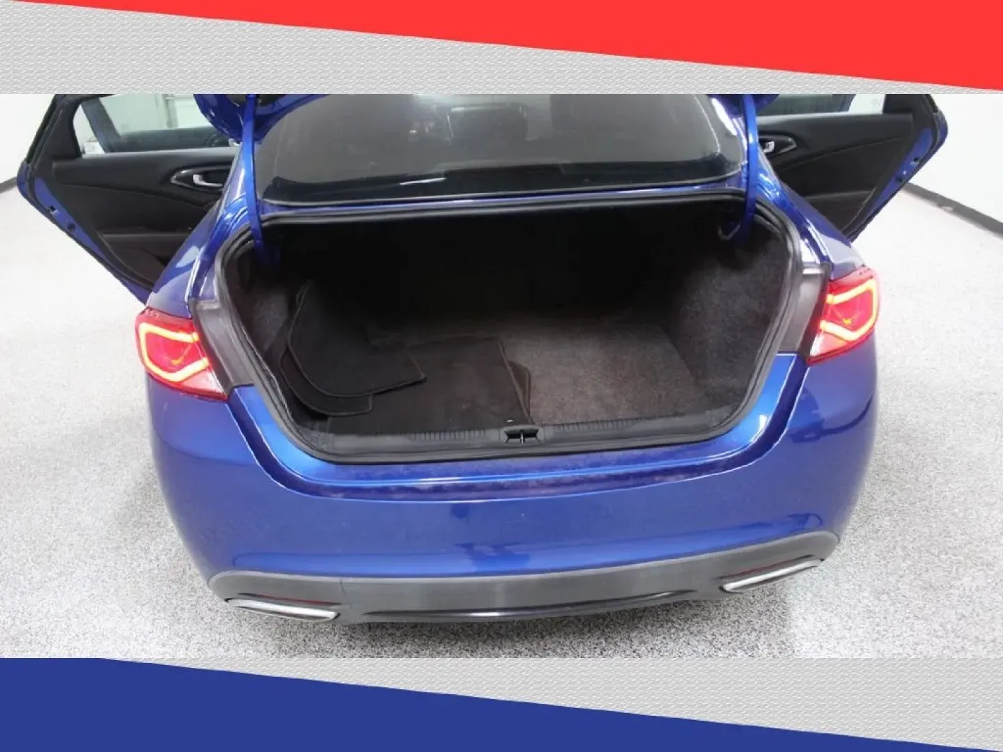 2015 Chrysler 200 S (1C3CCCBG2FN) with an 3.6L V6 DOHC 24V FFV engine, 9-Speed Automatic transmission, located at 5170 N La Cholla Blvd, Tucson, AZ, 85705, (520) 989-0282, 32.228245, -111.011742 - **Drive into Adventure with the 2015 Chrysler 200 S - Perfect for Your Next Journey!**<br /> <br /> Are you searching for a reliable, stylish, and affordable sedan that complements your active lifestyle? Look no further than the 2015 Chrysler 200 S, available now at Goliath Auto Sales, Tucson's prem - Photo#23