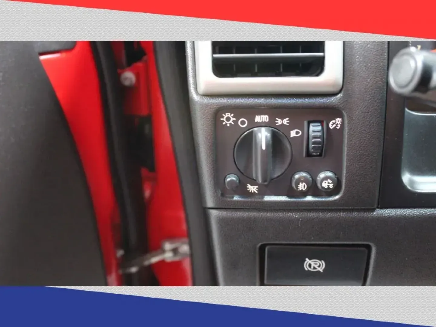 2007 GMC Canyon SLE1 Crew Cab 4WD (1GTDT13E378) with an 3.7L L5 DOHC 20V engine, 4-Speed Automatic Overdrive transmission, located at 5170 N La Cholla Blvd, Tucson, AZ, 85705, (520) 989-0282, 32.228245, -111.011742 - 2007 GMC Canyon - Photo#13