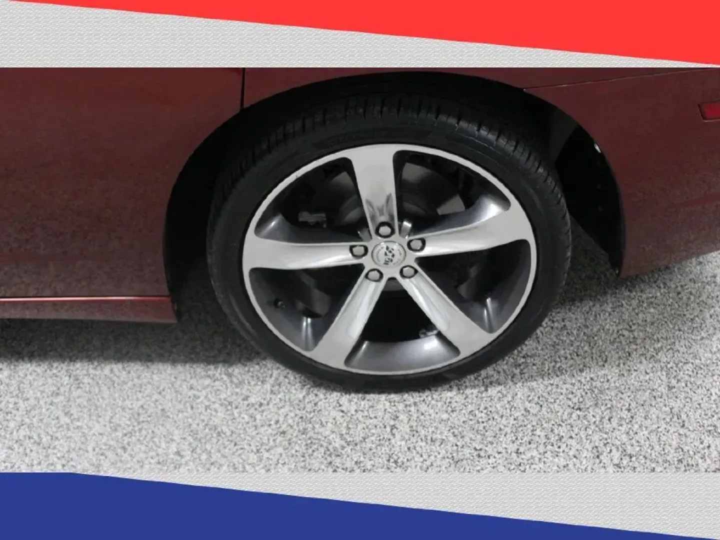 2014 Dodge Charger R/T (2C3CDXCT4EH) with an 5.7L V8 OHV 16V engine, 5-Speed Automatic transmission, located at 5170 N La Cholla Blvd, Tucson, AZ, 85705, (520) 989-0282, 32.228245, -111.011742 - 2014 Dodge Charger - Photo#39