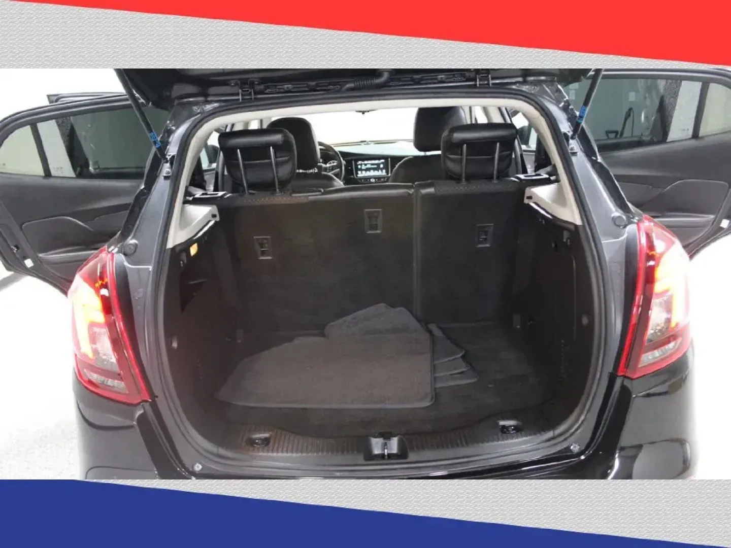 2020 Buick Encore Sport Touring FWD (KL4CJ1SBXLB) with an 1.4L L4 DOHC 16V TURBO engine, 6A transmission, located at 5170 N La Cholla Blvd, Tucson, AZ, 85705, (520) 989-0282, 32.228245, -111.011742 - 2020 Buick Encore - Photo#23