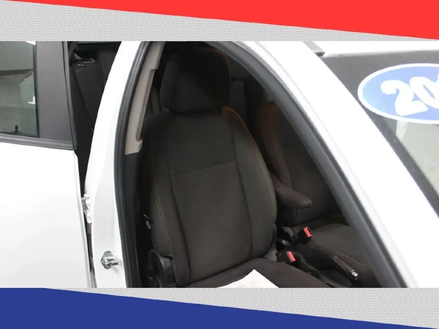 2017 Chevrolet Trax LS FWD (KL7CJKSB2HB) with an 1.4L L4 DOHC 16V engine, 6A transmission, located at 5170 N La Cholla Blvd, Tucson, AZ, 85705, (520) 989-0282, 32.228245, -111.011742 - Discover the ultimate blend of style, comfort, and practicality with this 2017 Chevrolet Trax LS, perfect for your growing family or those long commutes around Tucson, AZ. This sporty SUV offers the versatility you need for daily errands and weekend adventures alike, making it one of the best choice - Photo#25