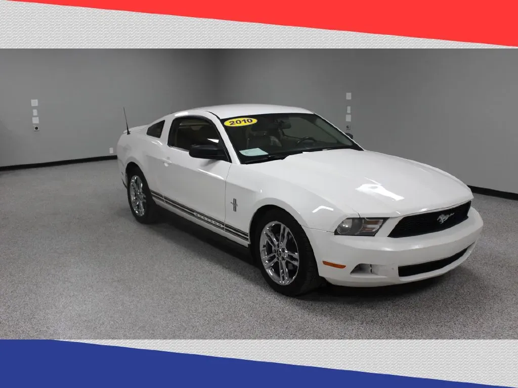 photo of 2010 Ford Mustang V6 Coupe