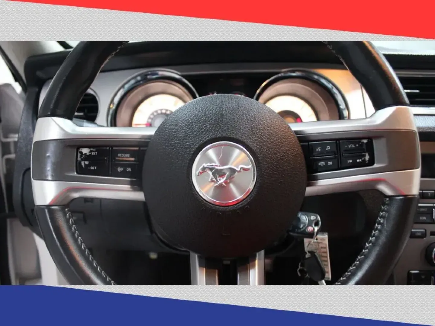 2010 Ford Mustang V6 Coupe (1ZVBP8AN4A5) with an 4.0L V6 OHC 12V engine, Automatic transmission, located at 5170 N La Cholla Blvd, Tucson, AZ, 85705, (520) 989-0282, 32.228245, -111.011742 - 2010 Ford Mustang - Photo#14