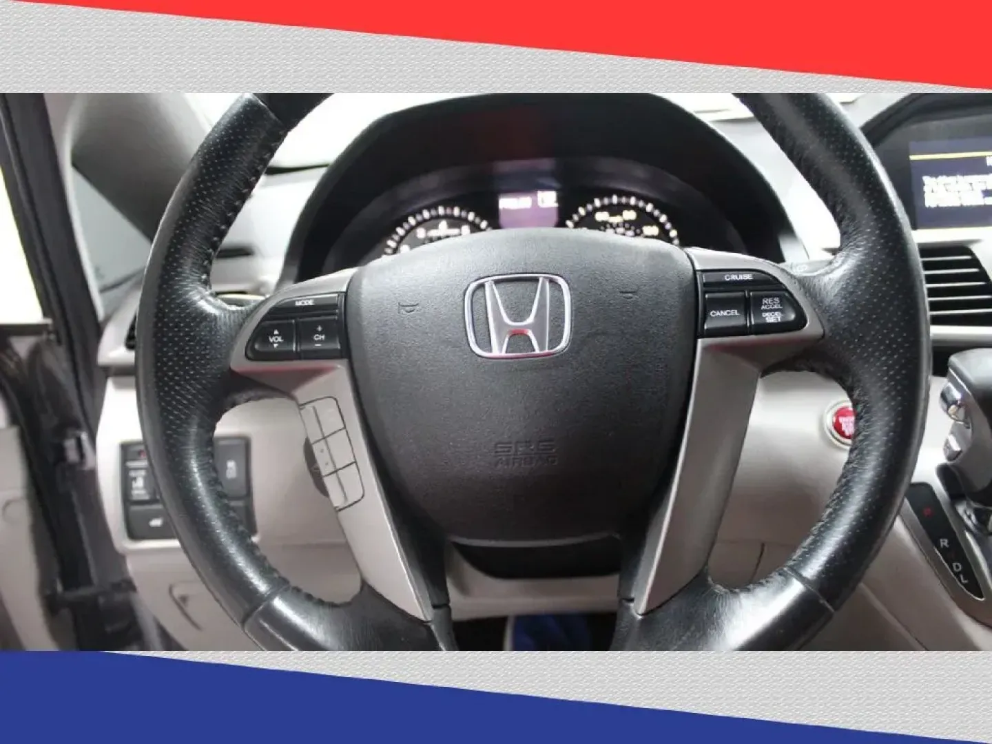 2016 Honda Odyssey EX-L (5FNRL5H63GB) with an 3.5L V6 SOHC 24V engine, 6A transmission, located at 5170 N La Cholla Blvd, Tucson, AZ, 85705, (520) 989-0282, 32.228245, -111.011742 - 2016 Honda Odyssey - Photo#15