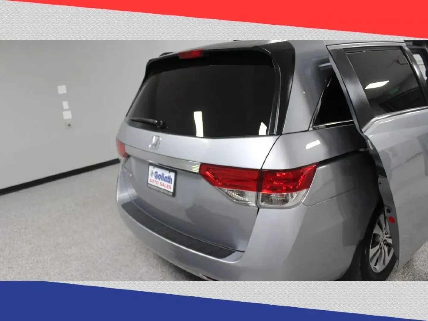 2016 Honda Odyssey EX-L (5FNRL5H63GB) with an 3.5L V6 SOHC 24V engine, 6A transmission, located at 5170 N La Cholla Blvd, Tucson, AZ, 85705, (520) 989-0282, 32.228245, -111.011742 - 2016 Honda Odyssey - Photo#32