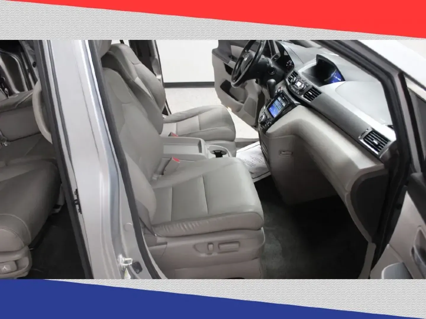 2016 Honda Odyssey EX-L (5FNRL5H63GB) with an 3.5L V6 SOHC 24V engine, 6A transmission, located at 5170 N La Cholla Blvd, Tucson, AZ, 85705, (520) 989-0282, 32.228245, -111.011742 - 2016 Honda Odyssey - Photo#36