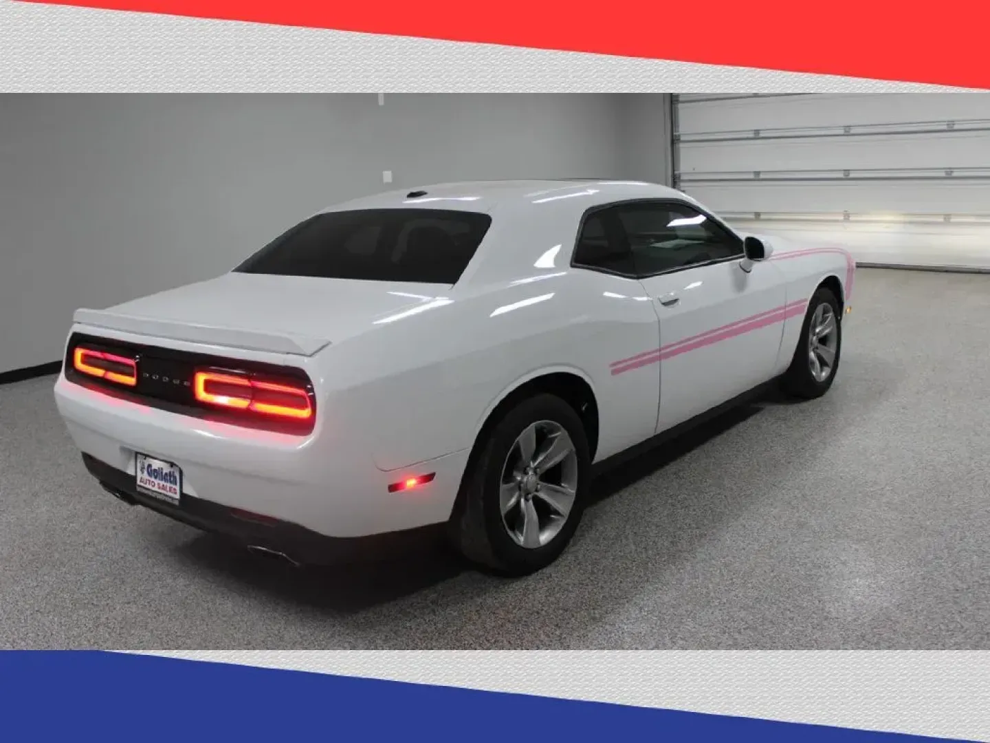 2017 Dodge Challenger SXT (2C3CDZAG9HH) with an 3.6L V6 DOHC 24V engine, 8A transmission, located at 5170 N La Cholla Blvd, Tucson, AZ, 85705, (520) 989-0282, 32.228245, -111.011742 - 2017 Dodge Challenger - Photo#2