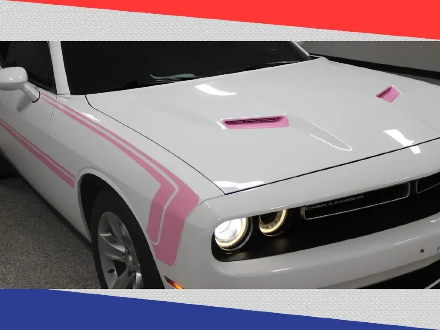 2017 Dodge Challenger SXT (2C3CDZAG9HH) with an 3.6L V6 DOHC 24V engine, 8A transmission, located at 5170 N La Cholla Blvd, Tucson, AZ, 85705, (520) 989-0282, 32.228245, -111.011742 - 2017 Dodge Challenger - Photo#31