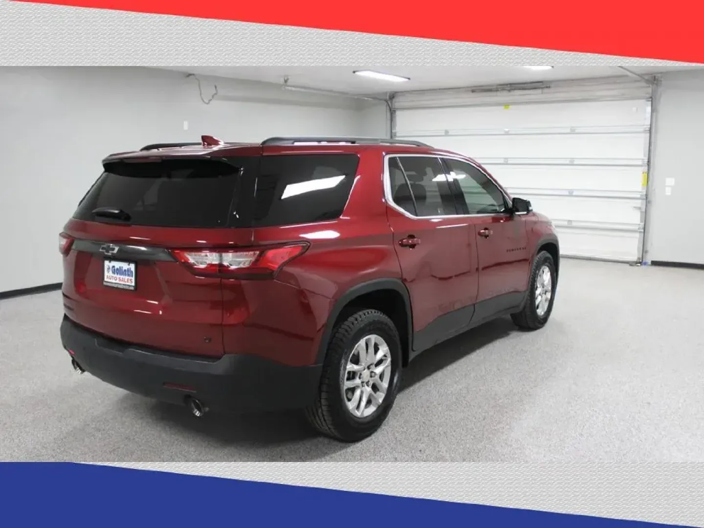 2019 Chevrolet Traverse LT Cloth FWD (1GNERGKW0KJ) with an 3.6L V6 DOHC 24V engine, 9A transmission, located at 5170 N La Cholla Blvd, Tucson, AZ, 85705, (520) 989-0282, 32.228245, -111.011742 - 2019 Chevrolet Traverse - Photo#2