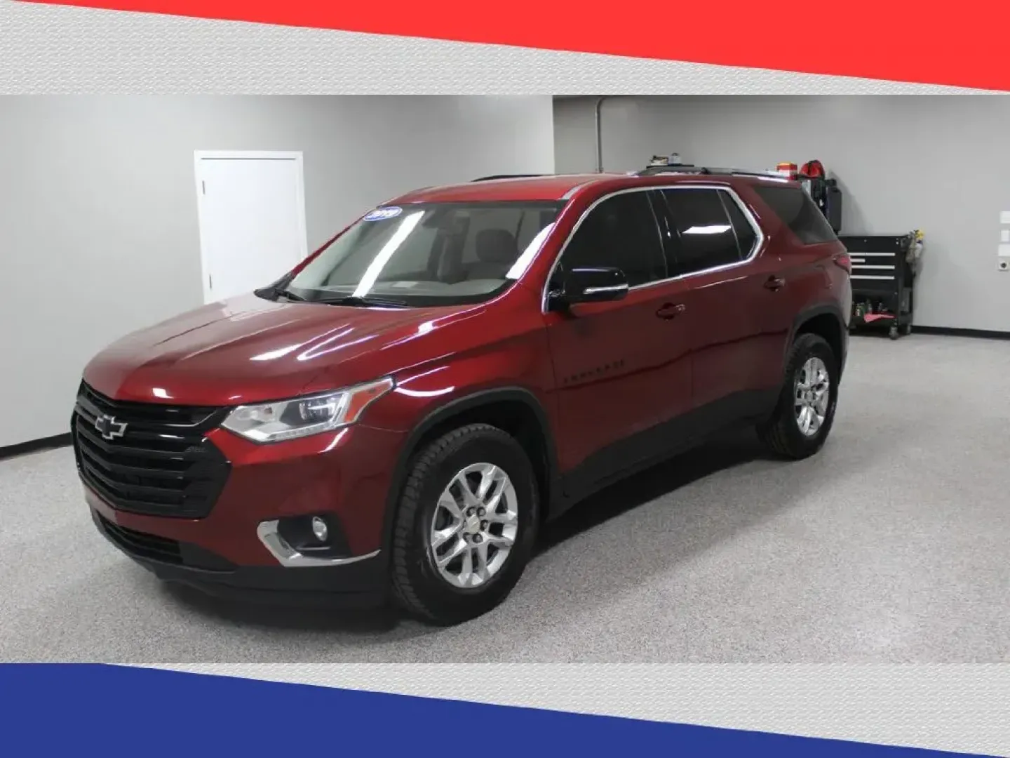 2019 Chevrolet Traverse LT Cloth FWD (1GNERGKW0KJ) with an 3.6L V6 DOHC 24V engine, 9A transmission, located at 5170 N La Cholla Blvd, Tucson, AZ, 85705, (520) 989-0282, 32.228245, -111.011742 - 2019 Chevrolet Traverse - Photo#6