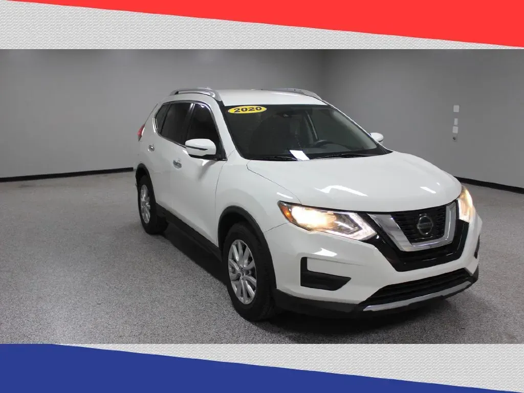 2020 Nissan Rogue SV 2WD (5N1AT2MT2LC) with an 2.5L L4 DOHC 16V engine, CVT transmission, located at 5170 N La Cholla Blvd, Tucson, AZ, 85705, (520) 989-0282, 32.228245, -111.011742 - **Adventure Awaits: Unleash Your Lifestyle with the 2020 Nissan Rogue at Goliath Auto Sales!**<br /> <br /> Are you ready to elevate your everyday driving experience? Whether you're navigating the bustling streets of Tucson or escaping to the scenic landscapes surrounding our vibrant city, the 2020 - Photo#0