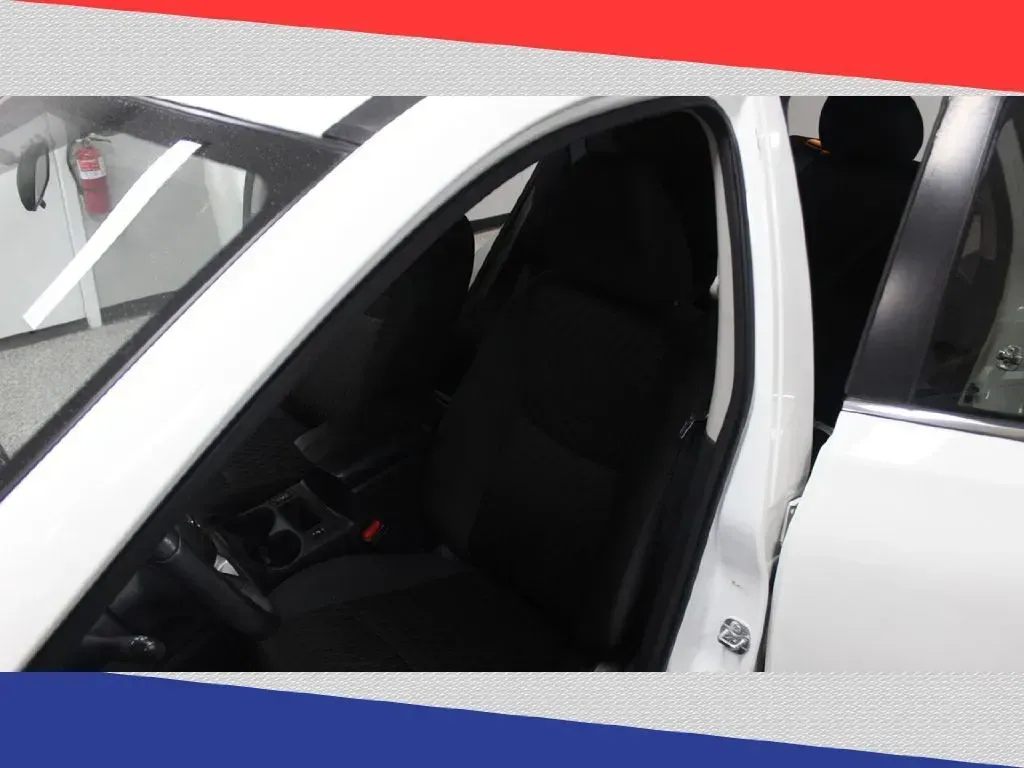 2020 Nissan Rogue SV 2WD (5N1AT2MT2LC) with an 2.5L L4 DOHC 16V engine, CVT transmission, located at 5170 N La Cholla Blvd, Tucson, AZ, 85705, (520) 989-0282, 32.228245, -111.011742 - **Adventure Awaits: Unleash Your Lifestyle with the 2020 Nissan Rogue at Goliath Auto Sales!**<br /> <br /> Are you ready to elevate your everyday driving experience? Whether you're navigating the bustling streets of Tucson or escaping to the scenic landscapes surrounding our vibrant city, the 2020 - Photo#11