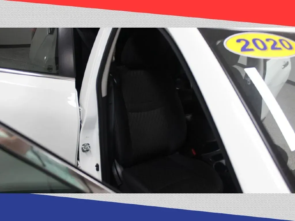 2020 Nissan Rogue SV 2WD (5N1AT2MT2LC) with an 2.5L L4 DOHC 16V engine, CVT transmission, located at 5170 N La Cholla Blvd, Tucson, AZ, 85705, (520) 989-0282, 32.228245, -111.011742 - **Adventure Awaits: Unleash Your Lifestyle with the 2020 Nissan Rogue at Goliath Auto Sales!**<br /> <br /> Are you ready to elevate your everyday driving experience? Whether you're navigating the bustling streets of Tucson or escaping to the scenic landscapes surrounding our vibrant city, the 2020 - Photo#27