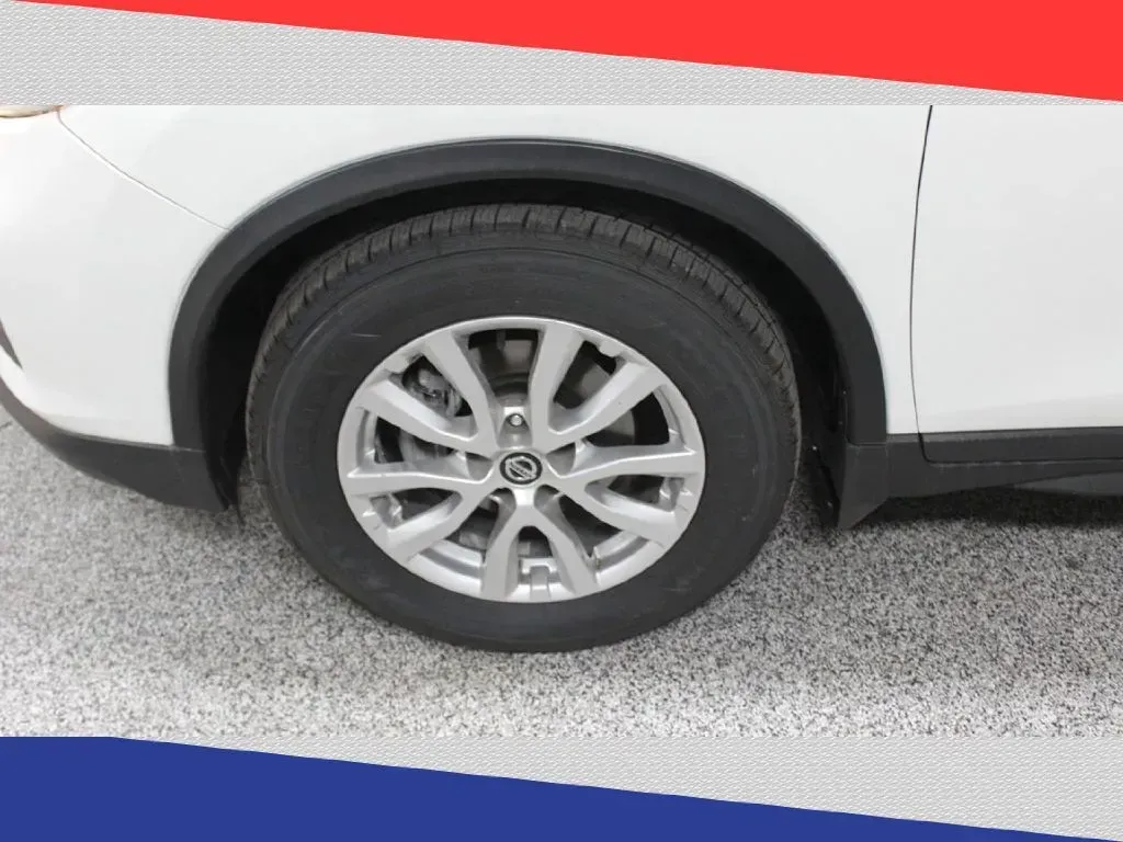 2020 Nissan Rogue SV 2WD (5N1AT2MT2LC) with an 2.5L L4 DOHC 16V engine, CVT transmission, located at 5170 N La Cholla Blvd, Tucson, AZ, 85705, (520) 989-0282, 32.228245, -111.011742 - **Adventure Awaits: Unleash Your Lifestyle with the 2020 Nissan Rogue at Goliath Auto Sales!**<br /> <br /> Are you ready to elevate your everyday driving experience? Whether you're navigating the bustling streets of Tucson or escaping to the scenic landscapes surrounding our vibrant city, the 2020 - Photo#36