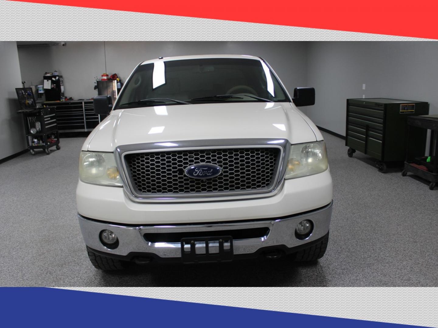 2008 Ford F-150 FX4 SuperCab (1FTPX14V48F) with an 5.4L V8 SOHC 24V FFV engine, 4-Speed Automatic Overdrive transmission, located at 5170 N La Cholla Blvd, Tucson, AZ, 85705, (520) 989-0282, 32.228245, -111.011742 - 2008 Ford F-150 - Photo#6