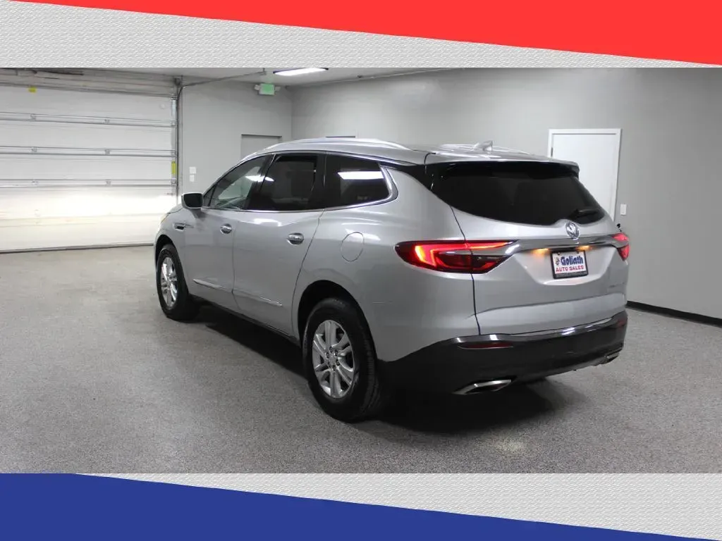2019 Buick Enclave Essence FWD (5GAERBKW6KJ) with an 3.6L V6 DOHC 24V engine, 9A transmission, located at 5170 N La Cholla Blvd, Tucson, AZ, 85705, (520) 989-0282, 32.228245, -111.011742 - Explore the open road in style and comfort with the 2019 Buick Enclave Essence FWD, perfect for families or those with an active lifestyle! Whether you're planning a weekend getaway with family or commuting daily, this spacious SUV, available at Goliath Auto Sales in Tucson, AZ, is designed to meet - Photo#4