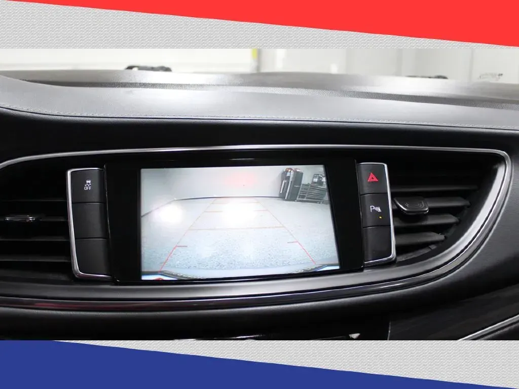 2019 Buick Enclave Essence FWD (5GAERBKW6KJ) with an 3.6L V6 DOHC 24V engine, 9A transmission, located at 5170 N La Cholla Blvd, Tucson, AZ, 85705, (520) 989-0282, 32.228245, -111.011742 - Explore the open road in style and comfort with the 2019 Buick Enclave Essence FWD, perfect for families or those with an active lifestyle! Whether you're planning a weekend getaway with family or commuting daily, this spacious SUV, available at Goliath Auto Sales in Tucson, AZ, is designed to meet - Photo#8