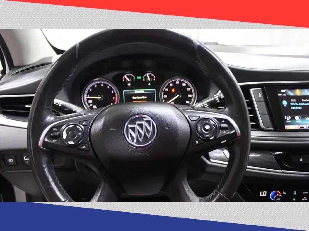 2019 Buick Enclave Essence FWD (5GAERBKW6KJ) with an 3.6L V6 DOHC 24V engine, 9A transmission, located at 5170 N La Cholla Blvd, Tucson, AZ, 85705, (520) 989-0282, 32.228245, -111.011742 - Explore the open road in style and comfort with the 2019 Buick Enclave Essence FWD, perfect for families or those with an active lifestyle! Whether you're planning a weekend getaway with family or commuting daily, this spacious SUV, available at Goliath Auto Sales in Tucson, AZ, is designed to meet - Photo#14