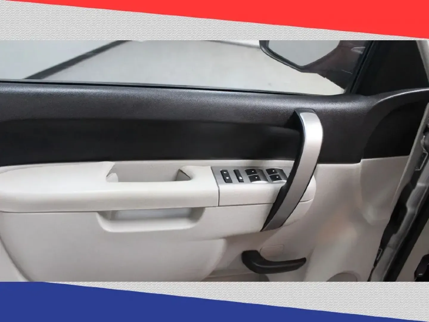 2011 Chevrolet Silverado 1500 LT Crew Cab 2WD (3GCPCSE03BG) with an 5.3L V8 OHV 16V FFV engine, 4-Speed Automatic transmission, located at 5170 N La Cholla Blvd, Tucson, AZ, 85705, (520) 989-0282, 32.228245, -111.011742 - **Unleash Your Adventures with This 2011 Chevrolet Silverado 1500 LT Crew Cab!** <br /> <br /> Are you ready to elevate your driving experience? Whether you're a weekend warrior seeking new adventures or a growing family in need of a spacious and reliable ride, the 2011 Chevrolet Silverado 1500 LT C - Photo#13
