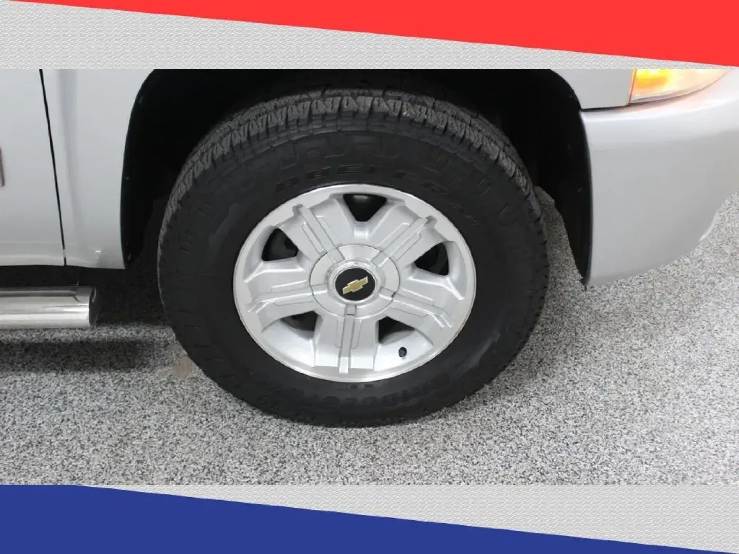 2011 Chevrolet Silverado 1500 LT Crew Cab 2WD (3GCPCSE03BG) with an 5.3L V8 OHV 16V FFV engine, 4-Speed Automatic transmission, located at 5170 N La Cholla Blvd, Tucson, AZ, 85705, (520) 989-0282, 32.228245, -111.011742 - **Unleash Your Adventures with This 2011 Chevrolet Silverado 1500 LT Crew Cab!** <br /> <br /> Are you ready to elevate your driving experience? Whether you're a weekend warrior seeking new adventures or a growing family in need of a spacious and reliable ride, the 2011 Chevrolet Silverado 1500 LT C - Photo#34