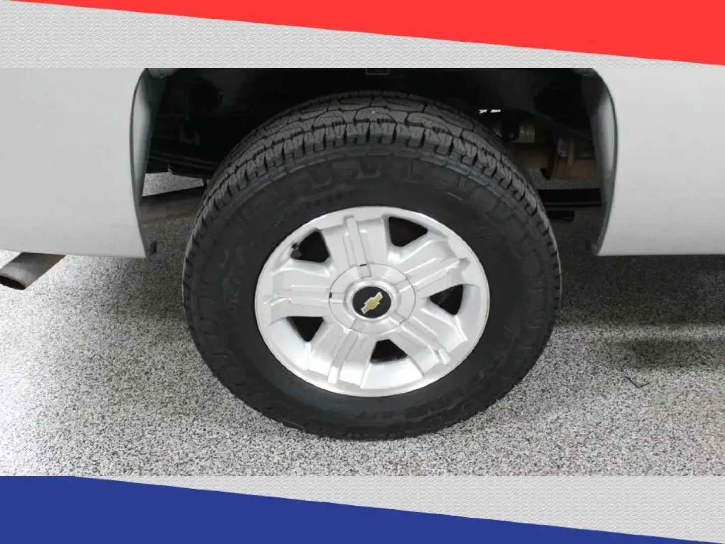 2011 Chevrolet Silverado 1500 LT Crew Cab 2WD (3GCPCSE03BG) with an 5.3L V8 OHV 16V FFV engine, 4-Speed Automatic transmission, located at 5170 N La Cholla Blvd, Tucson, AZ, 85705, (520) 989-0282, 32.228245, -111.011742 - **Unleash Your Adventures with This 2011 Chevrolet Silverado 1500 LT Crew Cab!** <br /> <br /> Are you ready to elevate your driving experience? Whether you're a weekend warrior seeking new adventures or a growing family in need of a spacious and reliable ride, the 2011 Chevrolet Silverado 1500 LT C - Photo#35