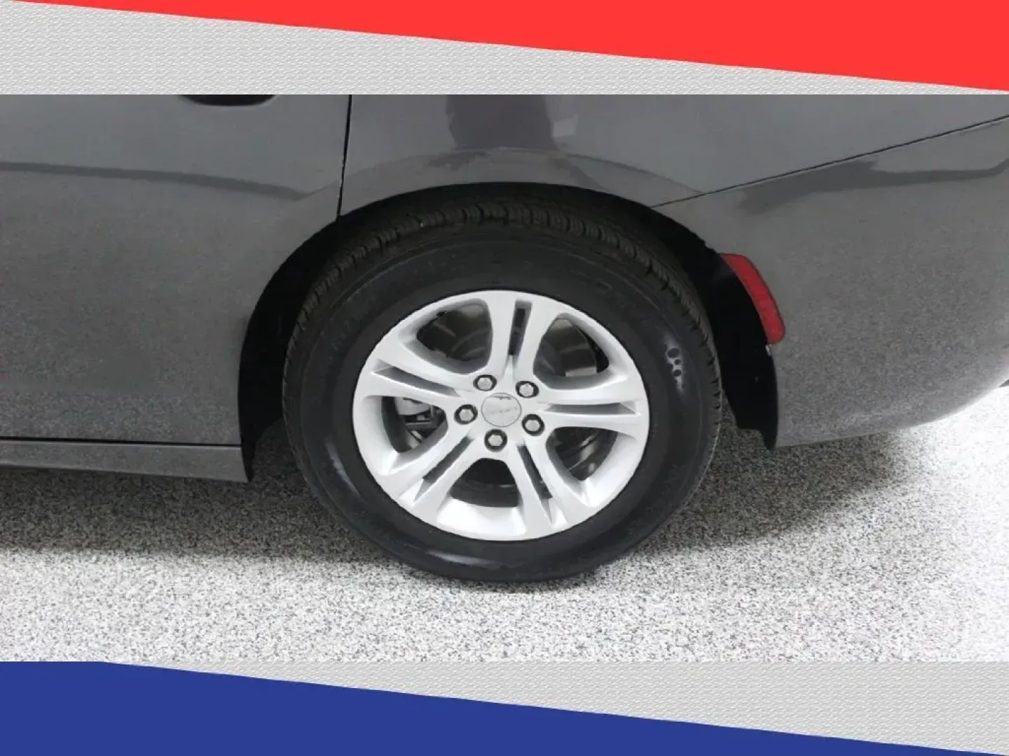 2021 Dodge Charger SXT (2C3CDXBG6MH) with an 3.6L V6 DOHC 24V engine, 8A transmission, located at 5170 N La Cholla Blvd, Tucson, AZ, 85705, (520) 989-0282, 32.228245, -111.011742 - Are you ready to elevate your driving experience with a powerful vehicle that seamlessly blends style, performance, and comfort? Look no further than this stunning 2021 Dodge Charger SXT, a sedan designed for those who demand excitement in every journey. Whether you're commuting to work, running err - Photo#41