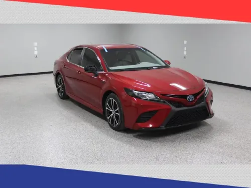 2020 Toyota Camry Hybrid SE