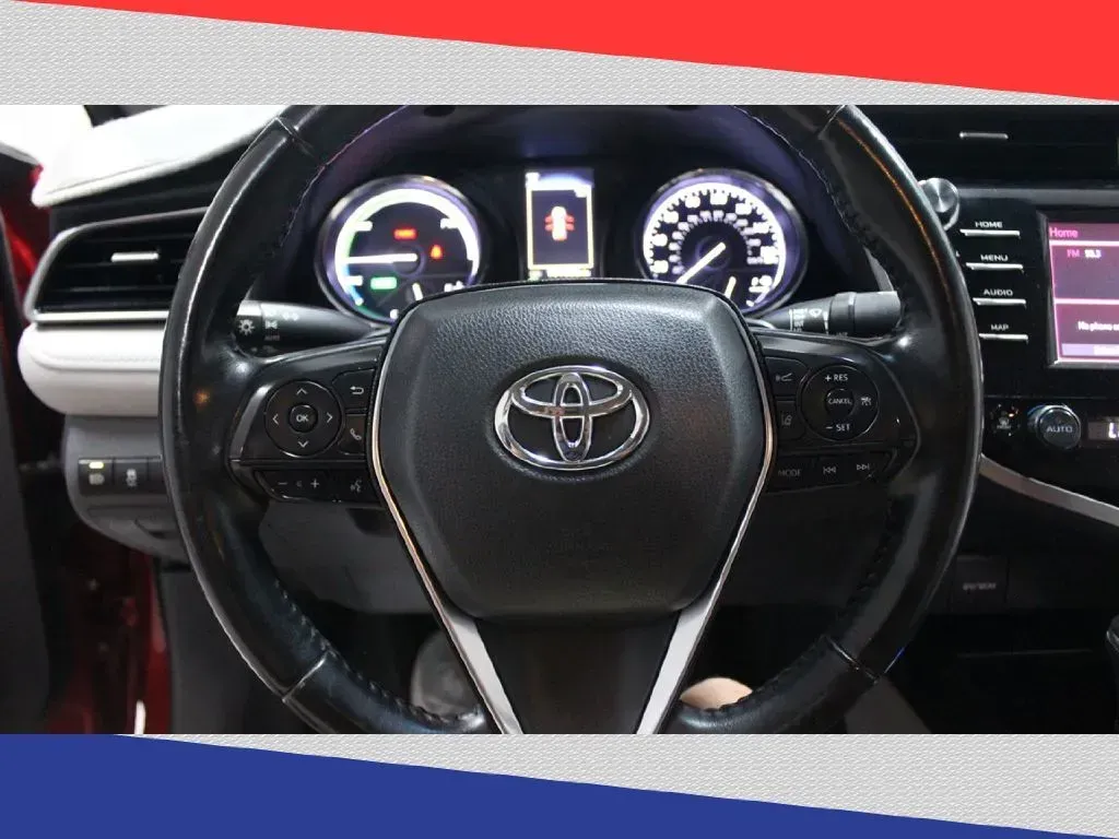 2020 Toyota Camry Hybrid SE (4T1G31AK2LU) with an 2.5L L4 DOHC 16V HYBRID engine, CVT transmission, located at 5170 N La Cholla Blvd, Tucson, AZ, 85705, (520) 989-0282, 32.228245, -111.011742 - **Elevate Your Commute with the 2020 Toyota Camry Hybrid SE at Goliath Auto Sales!**<br /> <br /> Are you ready to enhance your daily drive with a reliable, stylish, and fuel-efficient sedan? Look no further than the stunning 2020 Toyota Camry Hybrid SE available at Goliath Auto Sales, located at 51 - Photo#15