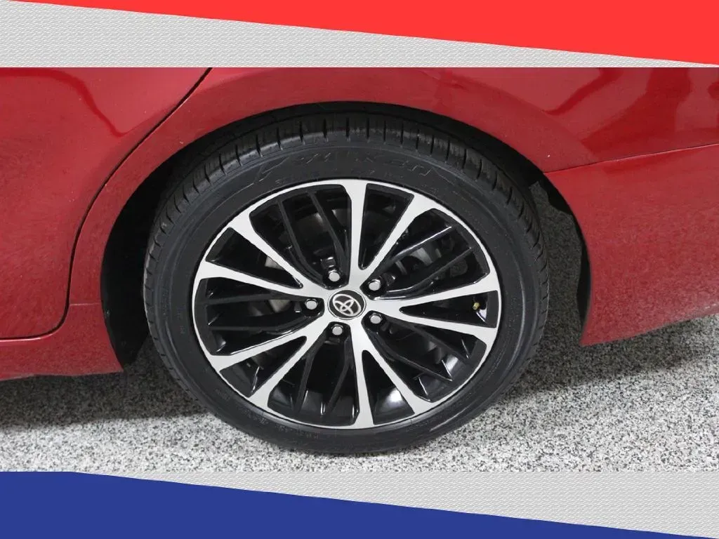 2020 Toyota Camry Hybrid SE (4T1G31AK2LU) with an 2.5L L4 DOHC 16V HYBRID engine, CVT transmission, located at 5170 N La Cholla Blvd, Tucson, AZ, 85705, (520) 989-0282, 32.228245, -111.011742 - **Elevate Your Commute with the 2020 Toyota Camry Hybrid SE at Goliath Auto Sales!**<br /> <br /> Are you ready to enhance your daily drive with a reliable, stylish, and fuel-efficient sedan? Look no further than the stunning 2020 Toyota Camry Hybrid SE available at Goliath Auto Sales, located at 51 - Photo#35