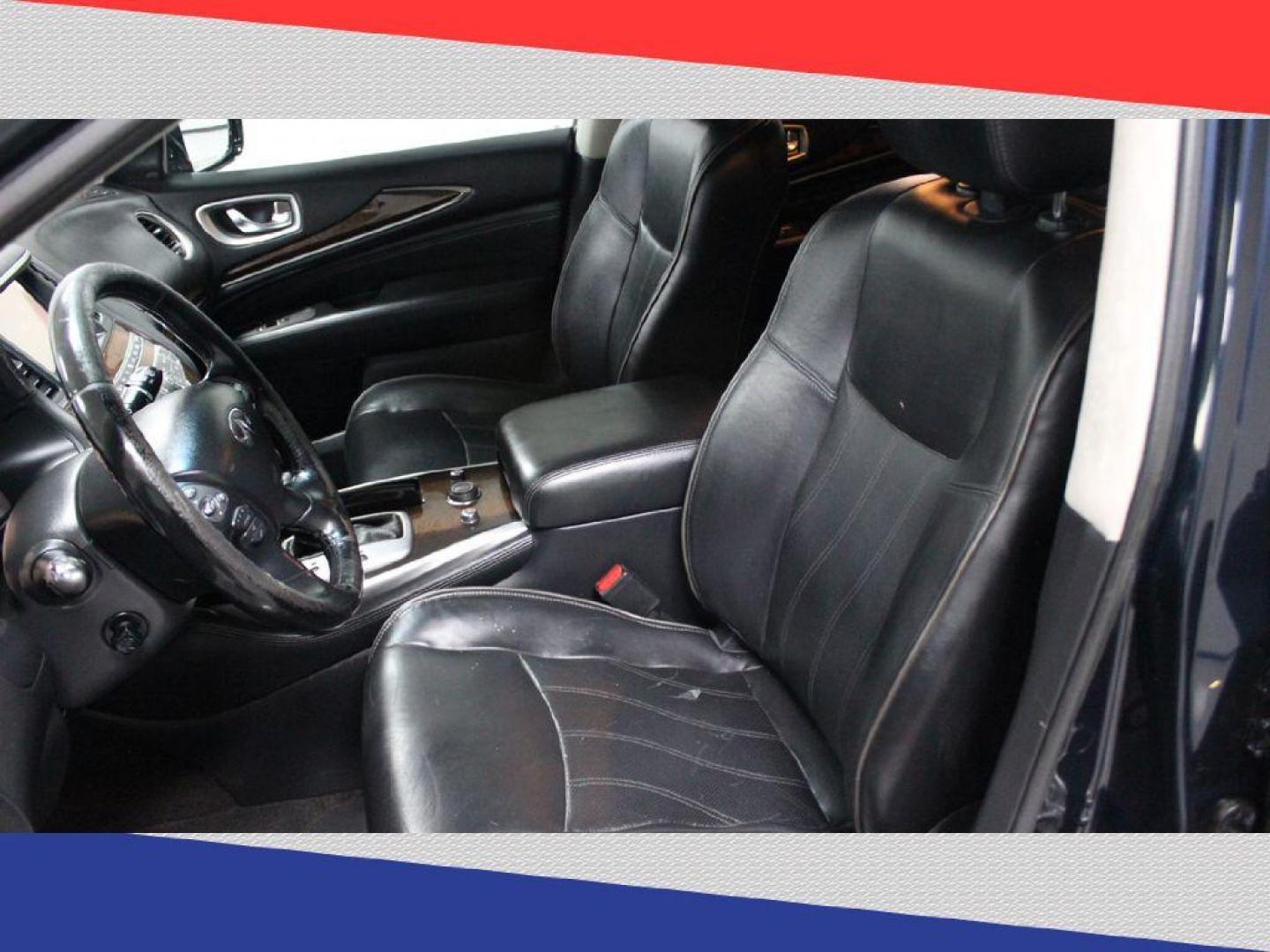 2015 Infiniti QX60 Base FWD (5N1AL0MN8FC) with an 3.5L V6 DOHC 24V engine, Continuously Variable Transmission transmission, located at 5170 N La Cholla Blvd, Tucson, AZ, 85705, (520) 989-0282, 32.228245, -111.011742 - 2015 Infiniti QX60 - Photo#11