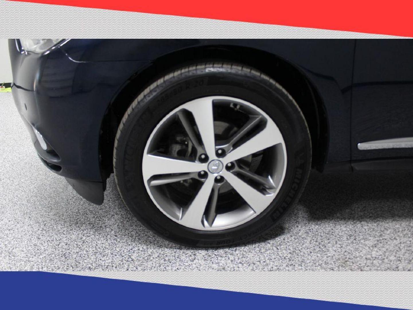 2015 Infiniti QX60 Base FWD (5N1AL0MN8FC) with an 3.5L V6 DOHC 24V engine, Continuously Variable Transmission transmission, located at 5170 N La Cholla Blvd, Tucson, AZ, 85705, (520) 989-0282, 32.228245, -111.011742 - 2015 Infiniti QX60 - Photo#55