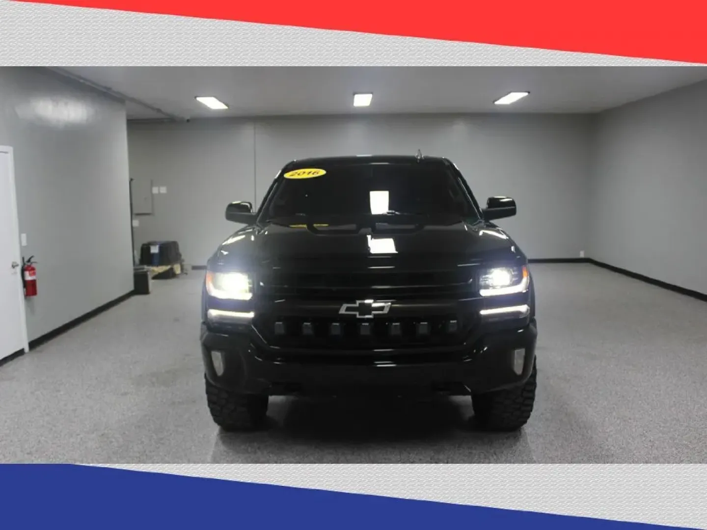 2016 Chevrolet Silverado 1500 LTZ Crew Cab 4WD (3GCUKSEC2GG) with an 5.3L V8 OHV 16V engine, 6A transmission, located at 5170 N La Cholla Blvd, Tucson, AZ, 85705, (520) 989-0282, 32.228245, -111.011742 - **Discover the Ultimate Workhorse: 2016 Chevrolet Silverado 1500 LTZ Crew Cab 4WD at Goliath Auto Sales!**<br /> <br /> Are you in the market for a dependable pickup that effortlessly balances power, comfort, and style? Whether you're hauling gear for weekend adventures, commuting through Tucson's b - Photo#7