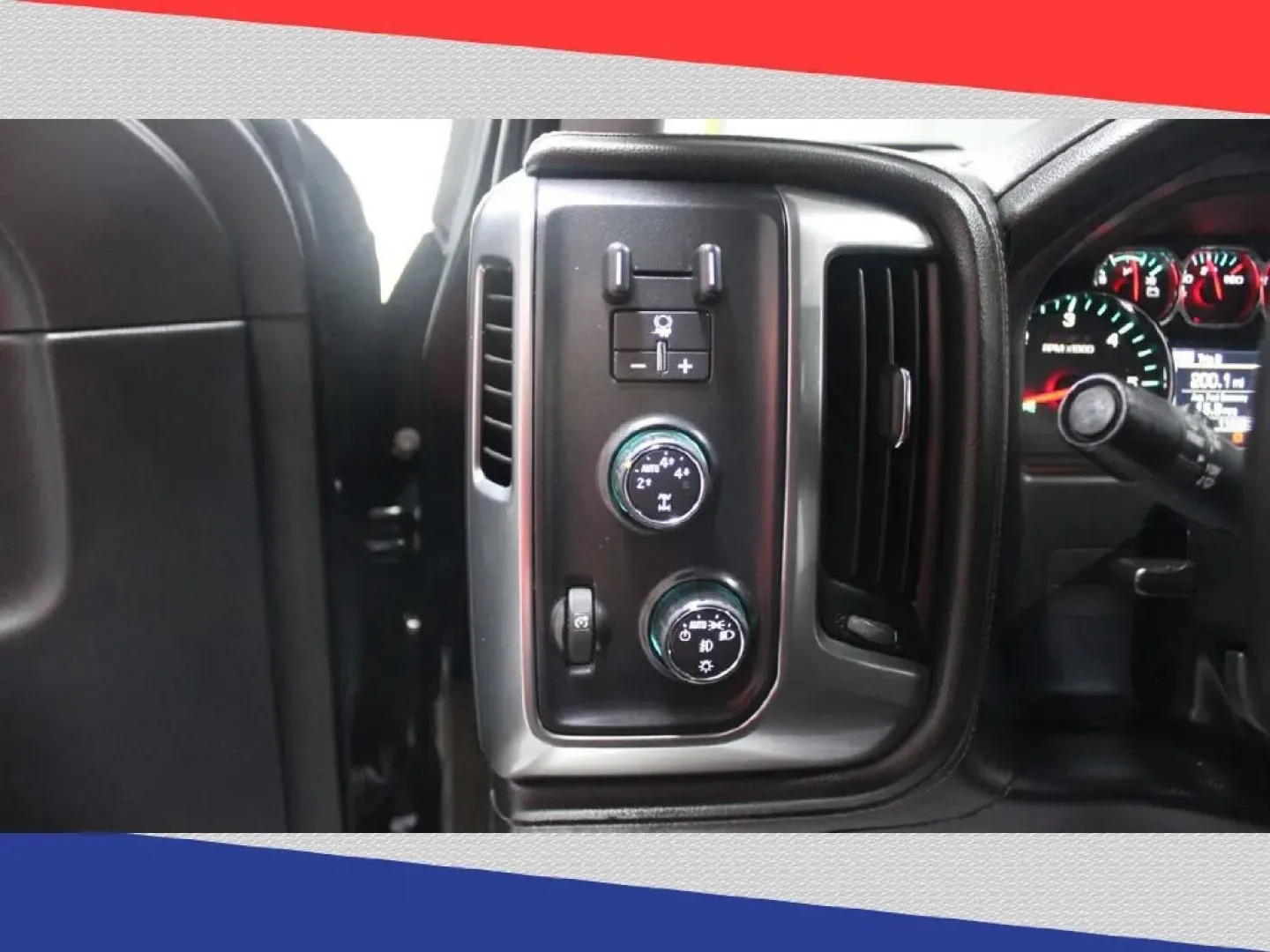 2016 Chevrolet Silverado 1500 LTZ Crew Cab 4WD (3GCUKSEC2GG) with an 5.3L V8 OHV 16V engine, 6A transmission, located at 5170 N La Cholla Blvd, Tucson, AZ, 85705, (520) 989-0282, 32.228245, -111.011742 - **Discover the Ultimate Workhorse: 2016 Chevrolet Silverado 1500 LTZ Crew Cab 4WD at Goliath Auto Sales!**<br /> <br /> Are you in the market for a dependable pickup that effortlessly balances power, comfort, and style? Whether you're hauling gear for weekend adventures, commuting through Tucson's b - Photo#13