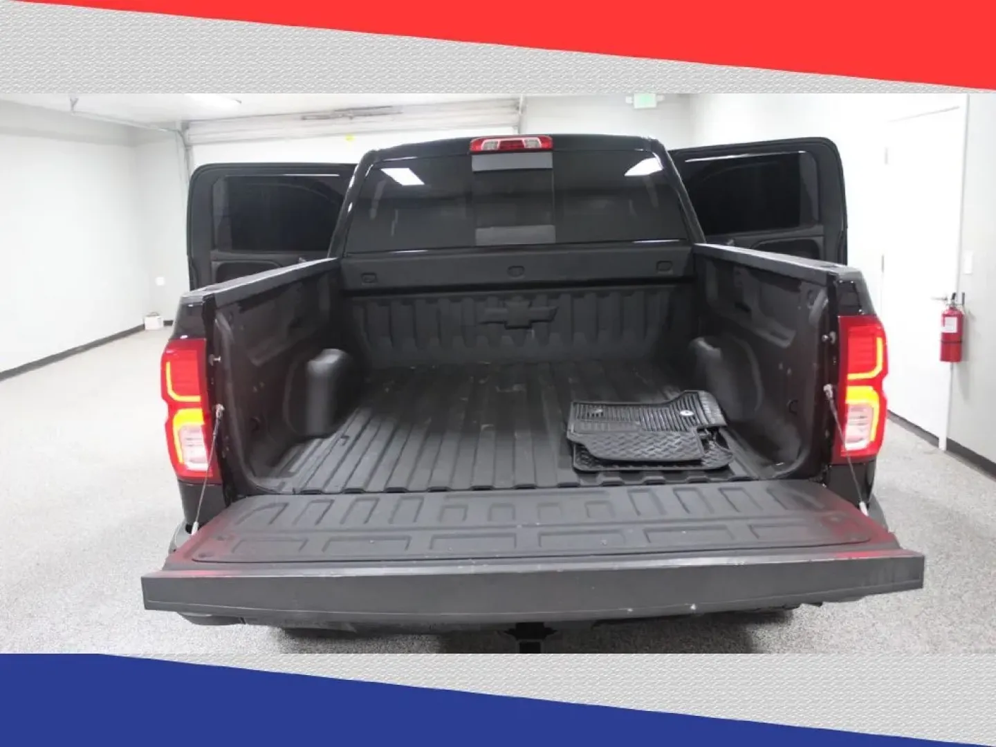 2016 Chevrolet Silverado 1500 LTZ Crew Cab 4WD (3GCUKSEC2GG) with an 5.3L V8 OHV 16V engine, 6A transmission, located at 5170 N La Cholla Blvd, Tucson, AZ, 85705, (520) 989-0282, 32.228245, -111.011742 - **Discover the Ultimate Workhorse: 2016 Chevrolet Silverado 1500 LTZ Crew Cab 4WD at Goliath Auto Sales!**<br /> <br /> Are you in the market for a dependable pickup that effortlessly balances power, comfort, and style? Whether you're hauling gear for weekend adventures, commuting through Tucson's b - Photo#28