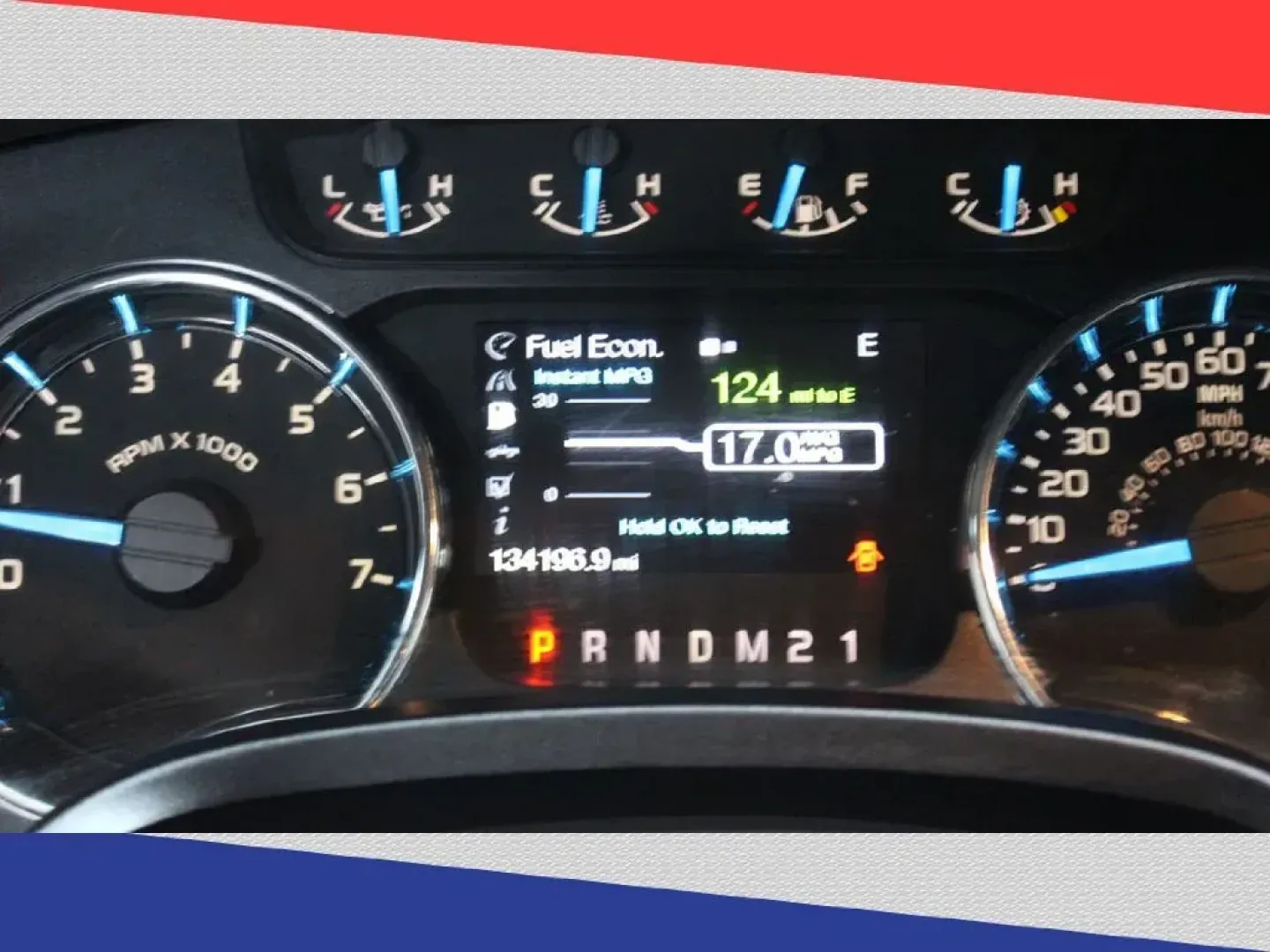 2013 Ford F-150 Platinum SuperCrew 6.5-ft. Bed 2WD (1FTFW1CT1DK) with an 3.5L V6 TURBO engine, 6-Speed Automatic transmission, located at 5170 N La Cholla Blvd, Tucson, AZ, 85705, (520) 989-0282, 32.228245, -111.011742 - **Experience Driving Freedom with the 2013 Ford F-150 Platinum SuperCrew at Goliath Auto Sales**<br /> <br /> Are you ready to elevate your lifestyle with a vehicle that combines rugged capability with luxurious comfort? Look no further than the 2013 Ford F-150 Platinum SuperCrew, available now at G - Photo#8