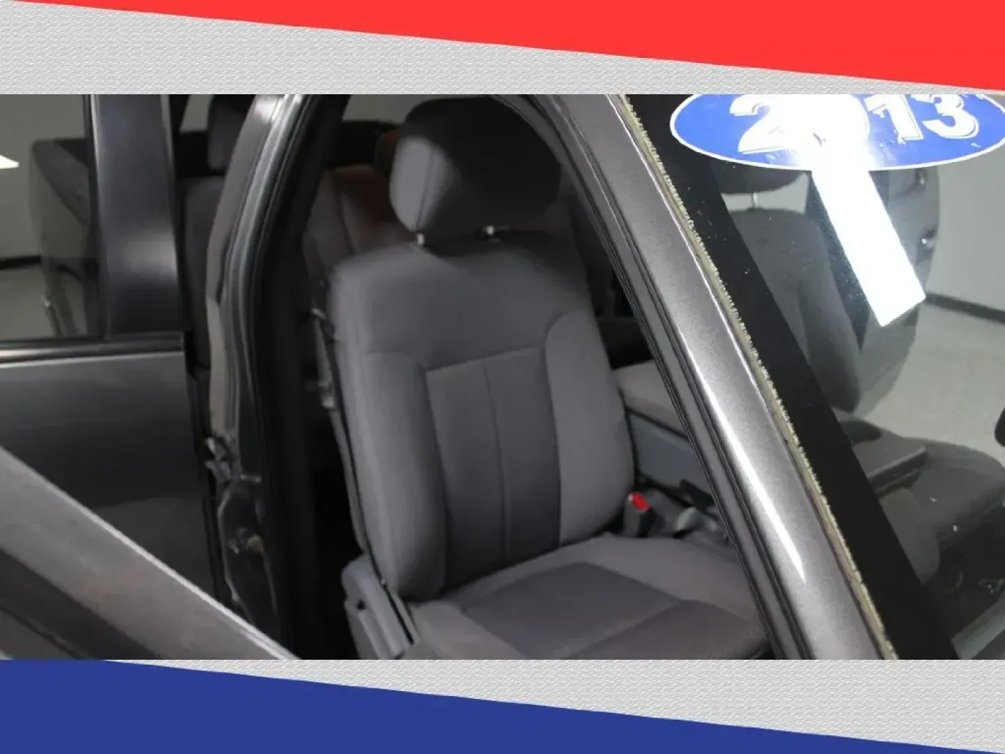 2013 Ford F-150 Platinum SuperCrew 6.5-ft. Bed 2WD (1FTFW1CT1DK) with an 3.5L V6 TURBO engine, 6-Speed Automatic transmission, located at 5170 N La Cholla Blvd, Tucson, AZ, 85705, (520) 989-0282, 32.228245, -111.011742 - **Experience Driving Freedom with the 2013 Ford F-150 Platinum SuperCrew at Goliath Auto Sales**<br /> <br /> Are you ready to elevate your lifestyle with a vehicle that combines rugged capability with luxurious comfort? Look no further than the 2013 Ford F-150 Platinum SuperCrew, available now at G - Photo#28