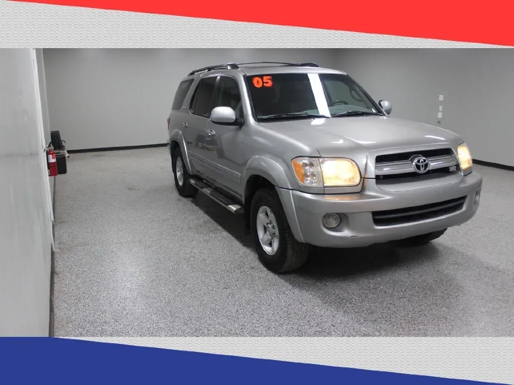 2005 Toyota Sequoia SR5
