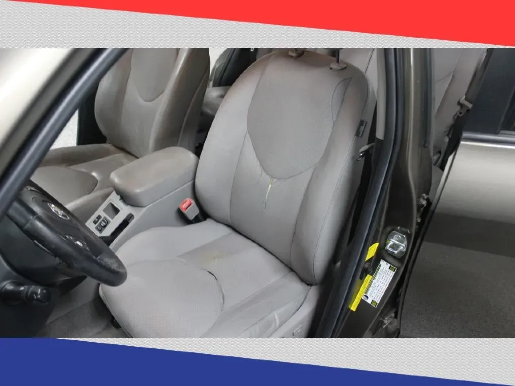 2011 Toyota RAV4 Limited V6 2WD (2T3YK4DV6BW) with an 3.5L V6 DOHC 24V engine, 5-Speed Automatic transmission, located at 5170 N La Cholla Blvd, Tucson, AZ, 85705, (520) 989-0282, 32.228245, -111.011742 - **Elevate Your Adventures with the 2011 Toyota RAV4 from Goliath Auto Sales!**<br /> <br /> Are you in search of an SUV that seamlessly blends style, comfort, and reliability for your daily commutes or weekend getaways? Look no further! At Goliath Auto Sales, located at 5170 N La Cholla Blvd, Tucson - Photo#11