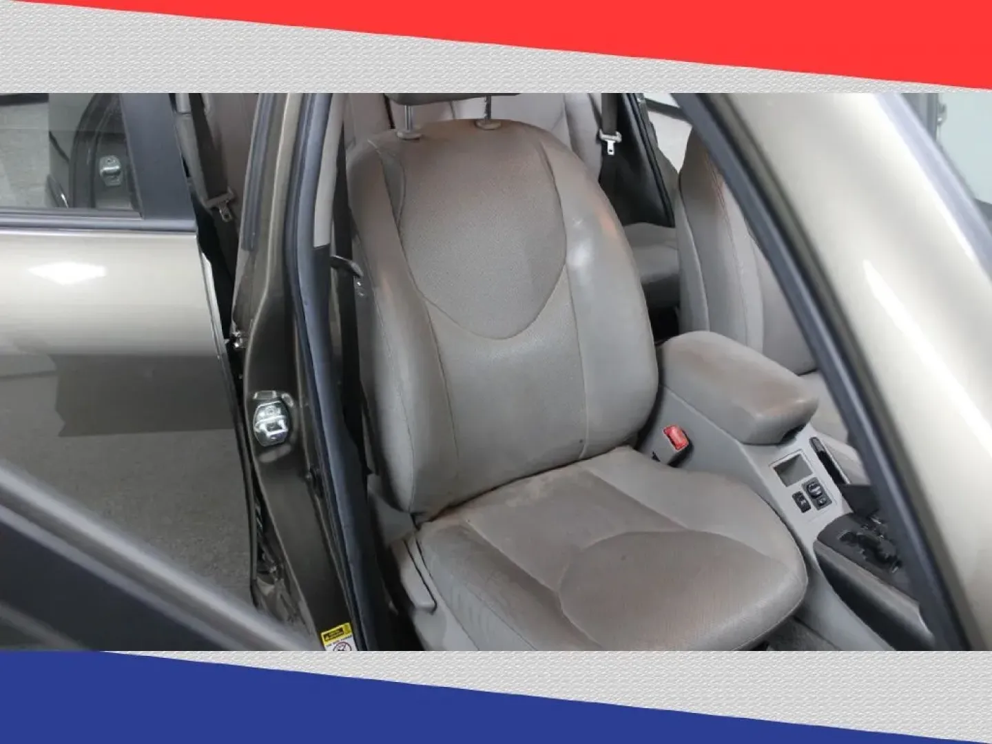 2011 Toyota RAV4 Limited V6 2WD (2T3YK4DV6BW) with an 3.5L V6 DOHC 24V engine, 5-Speed Automatic transmission, located at 5170 N La Cholla Blvd, Tucson, AZ, 85705, (520) 989-0282, 32.228245, -111.011742 - **Elevate Your Adventures with the 2011 Toyota RAV4 from Goliath Auto Sales!**<br /> <br /> Are you in search of an SUV that seamlessly blends style, comfort, and reliability for your daily commutes or weekend getaways? Look no further! At Goliath Auto Sales, located at 5170 N La Cholla Blvd, Tucson - Photo#30