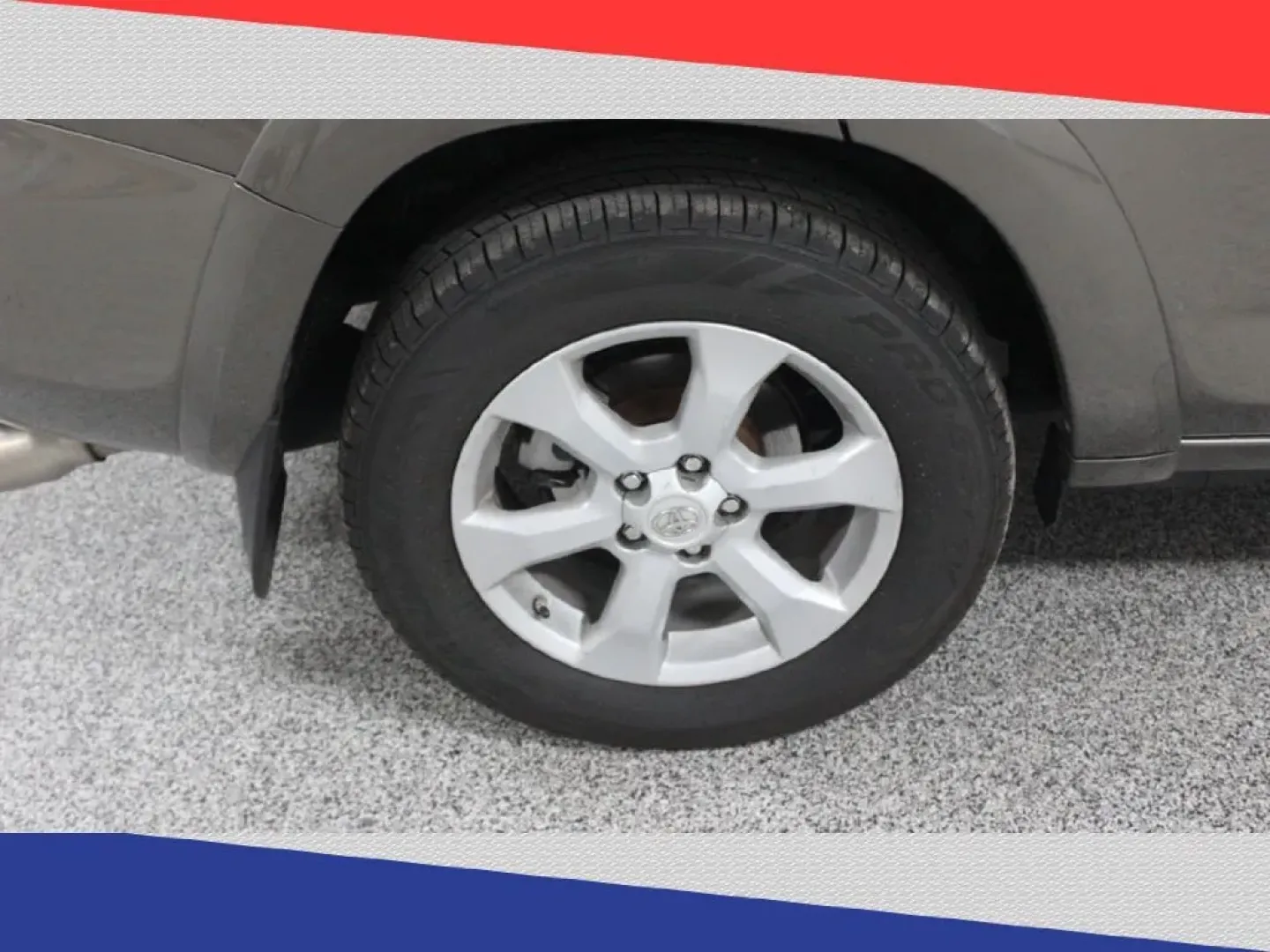 2011 Toyota RAV4 Limited V6 2WD (2T3YK4DV6BW) with an 3.5L V6 DOHC 24V engine, 5-Speed Automatic transmission, located at 5170 N La Cholla Blvd, Tucson, AZ, 85705, (520) 989-0282, 32.228245, -111.011742 - **Elevate Your Adventures with the 2011 Toyota RAV4 from Goliath Auto Sales!**<br /> <br /> Are you in search of an SUV that seamlessly blends style, comfort, and reliability for your daily commutes or weekend getaways? Look no further! At Goliath Auto Sales, located at 5170 N La Cholla Blvd, Tucson - Photo#40