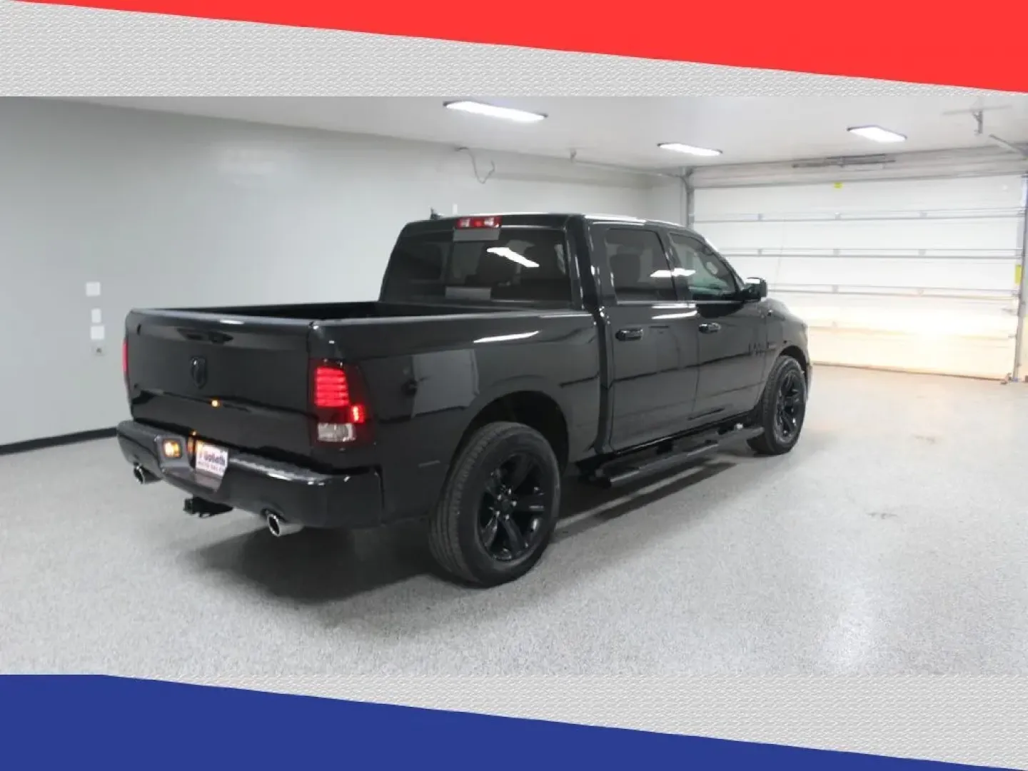 2016 Ram 1500 Sport Crew Cab SWB 2WD (1C6RR6MT8GS) with an 5.7L V8 OHV 16V engine, 6A transmission, located at 5170 N La Cholla Blvd, Tucson, AZ, 85705, (520) 989-0282, 32.228245, -111.011742 - **Unleash Your Adventurous Spirit with the 2016 Ram 1500 Crew Cab Pickup!**<br /> <br /> Are you ready to elevate your lifestyle? Whether you've got a growing family or crave weekend getaways, the 2016 Ram 1500 Crew Cab Pickup is your ticket to adventure! This versatile and powerful truck is perfect - Photo#2